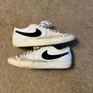 Mens nike court low 77, mens size 11